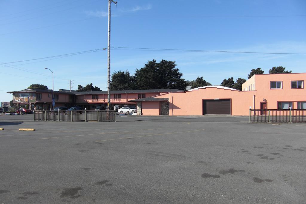Front Street Inn Crescent City Exterior foto